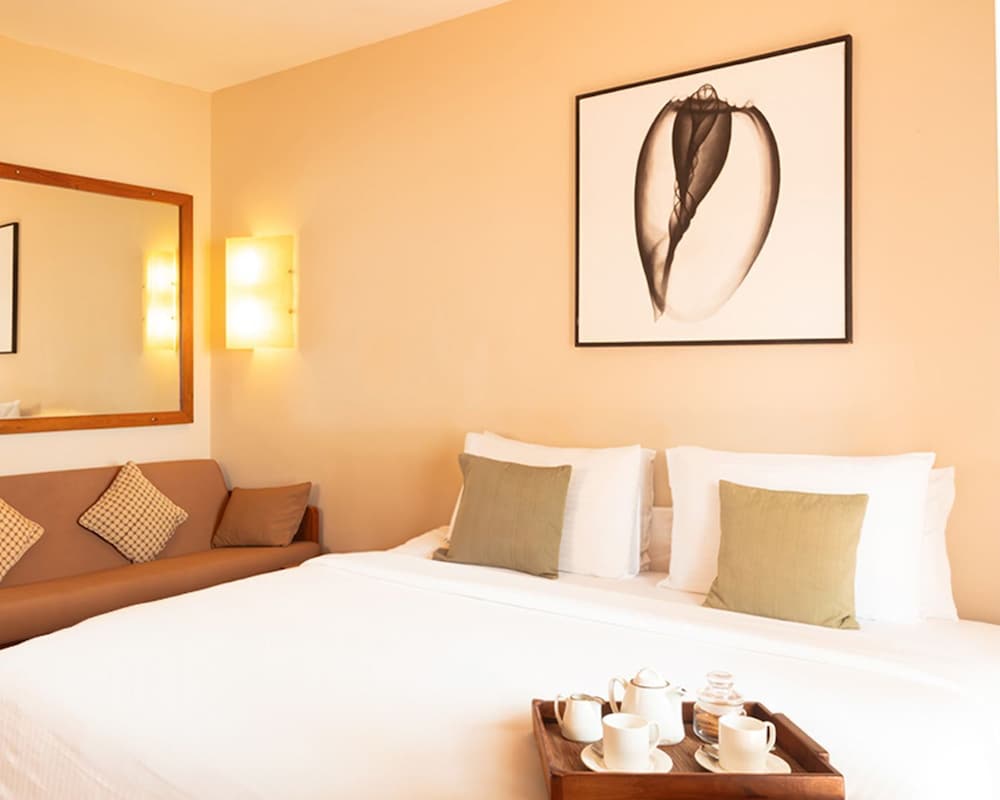 Taj Cidade de Goa Heritage, Goa — Hotel rooms in Dona Paula, Goa