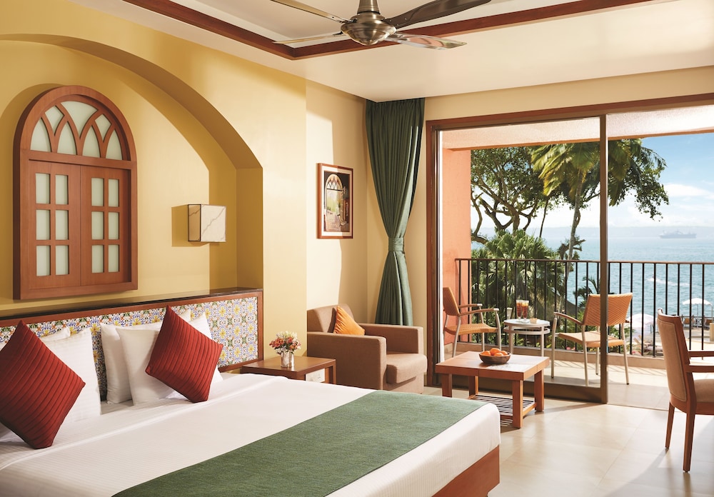Taj Cidade de Goa Heritage, Goa — Hotel rooms in Dona Paula, Goa