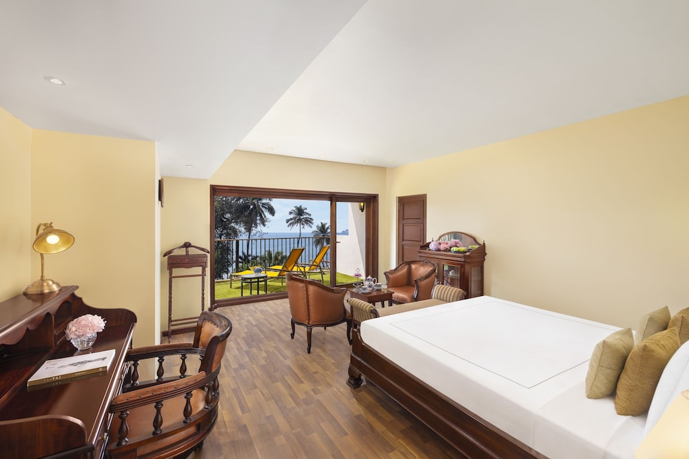 Taj Cidade de Goa Heritage, Goa — Hotel rooms in Dona Paula, Goa