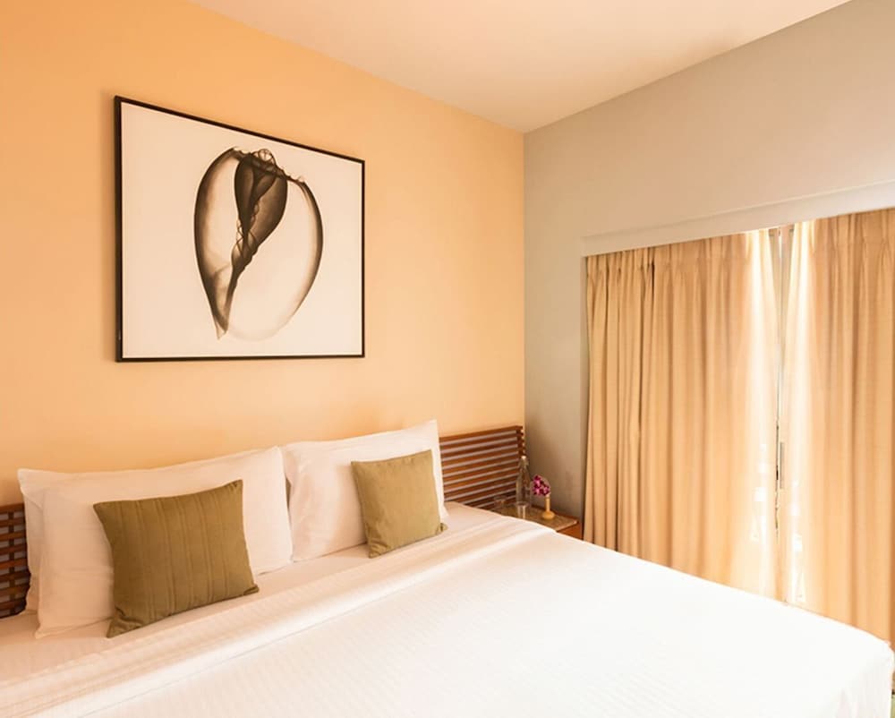 Taj Cidade de Goa Heritage, Goa — Hotel rooms in Dona Paula, Goa