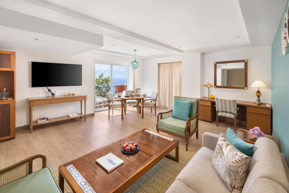 Taj Cidade de Goa Heritage, Goa — Hotel rooms in Dona Paula, Goa