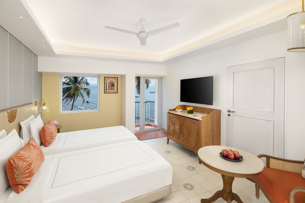 Taj Cidade de Goa Heritage, Goa — Hotel rooms in Dona Paula, Goa