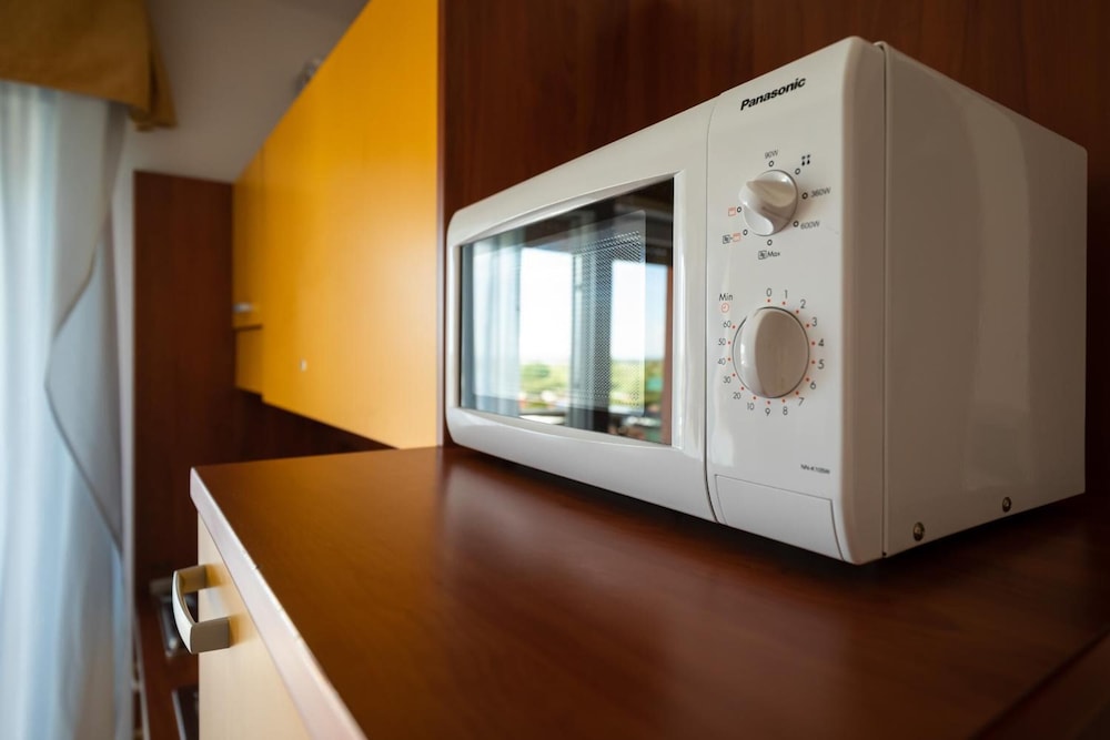Aparthotel Sheila — Hotel rooms in Jesolo, Veneto