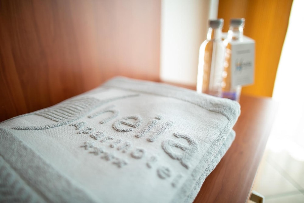Aparthotel Sheila — Hotel rooms in Jesolo, Veneto