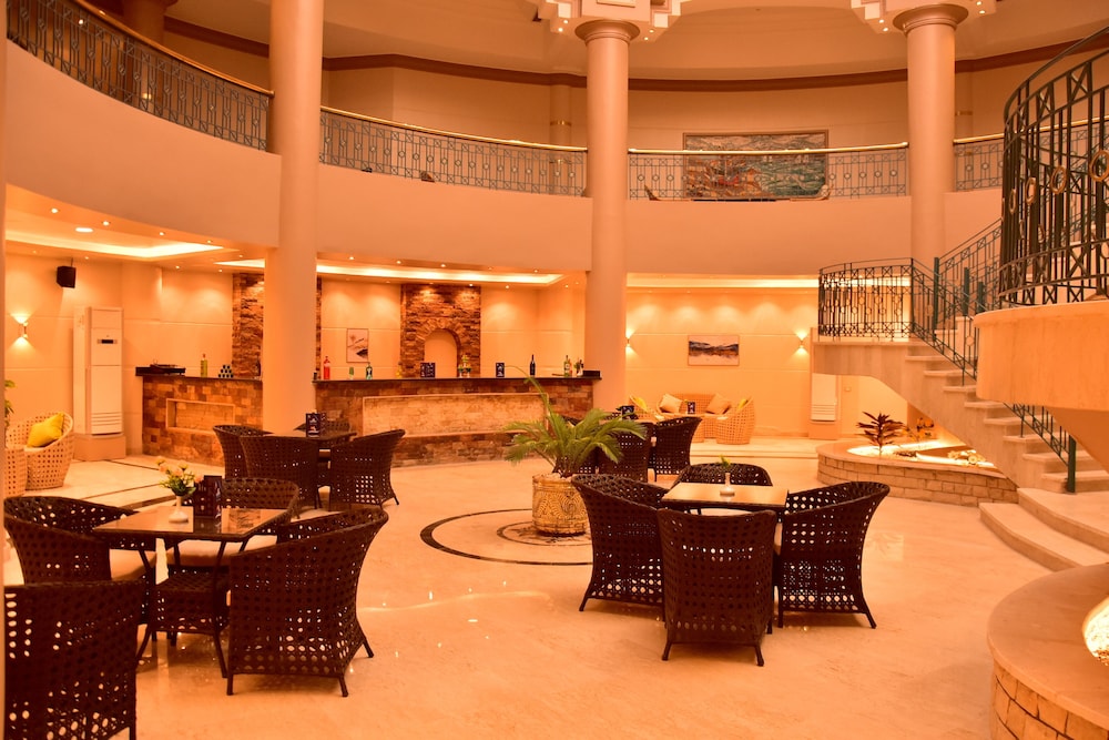 Dive Inn Resort — Restaurant & bars in Sharm El Sheikh, Red Sea