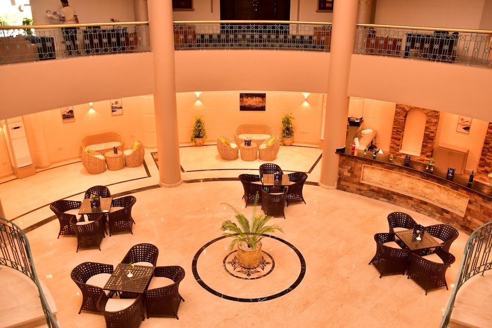 Dive Inn Resort — Restaurant & bars in Sharm El Sheikh, Red Sea