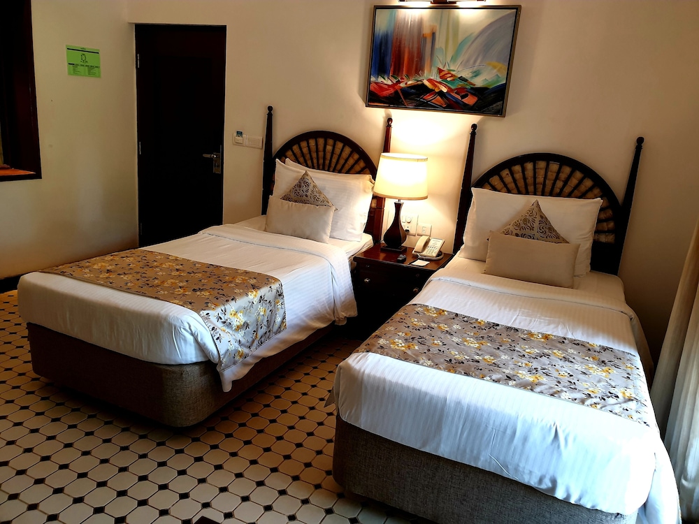 Novotel Goa Dona Sylvia Resort — Hotel rooms in Cavelossim, Goa