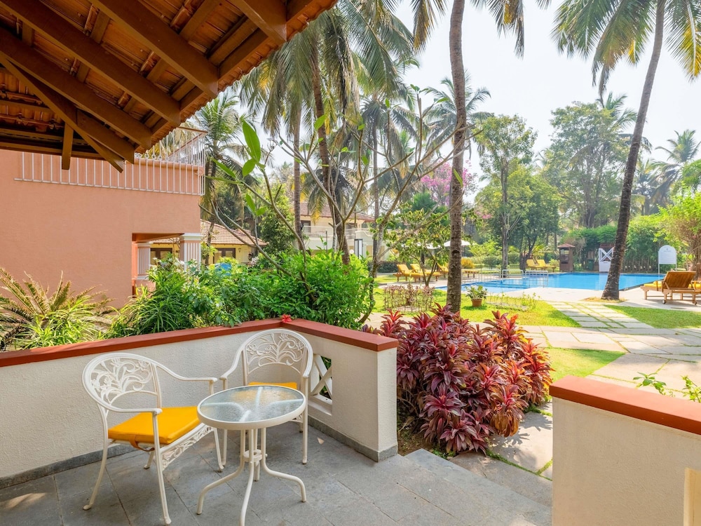 Novotel Goa Dona Sylvia Resort — Swimming pool in Cavelossim, Goa