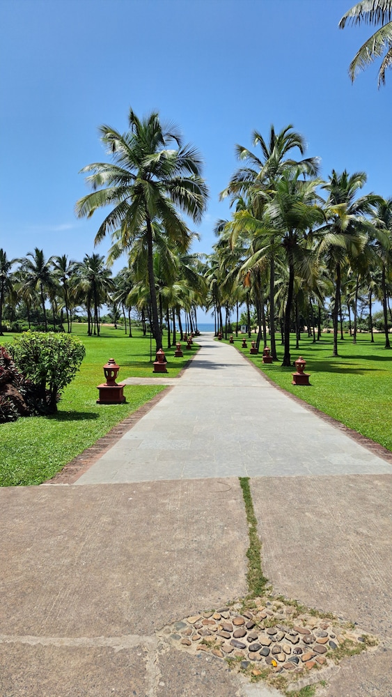 Novotel Goa Dona Sylvia Resort — Beach in Cavelossim, Goa