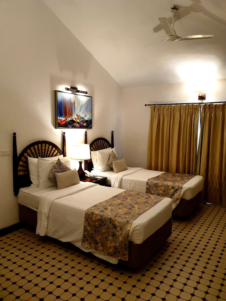 Novotel Goa Dona Sylvia Resort — Hotel rooms in Cavelossim, Goa