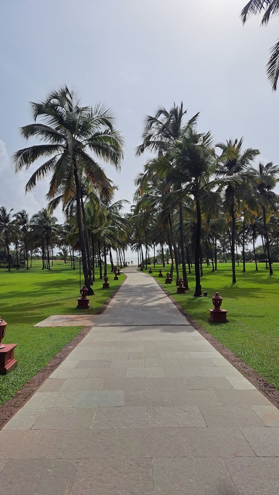 Novotel Goa Dona Sylvia Resort — Beach in Cavelossim, Goa