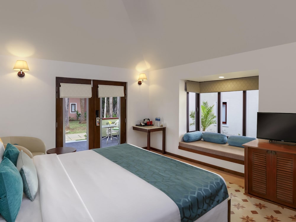 Novotel Goa Dona Sylvia Resort — Hotel rooms in Cavelossim, Goa