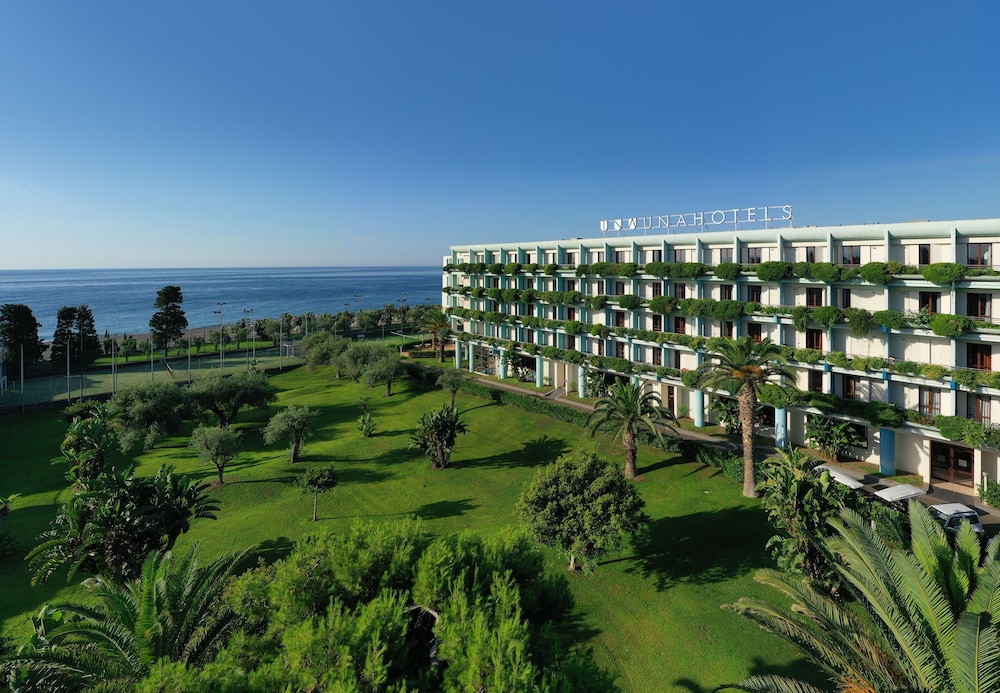 UNA Hotels Naxos Beach Sicilia — Hotel building in Giardini Naxos, Sicily