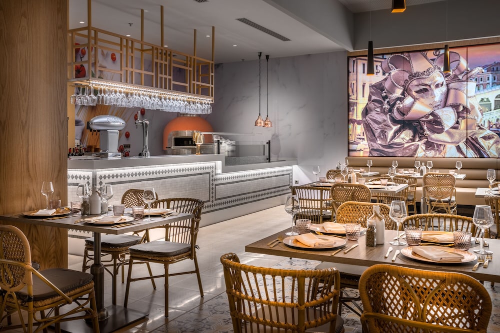 Elba Sara Beach & Golf Resort — Restaurant & bars in Costa de Antigua, Canary Islands