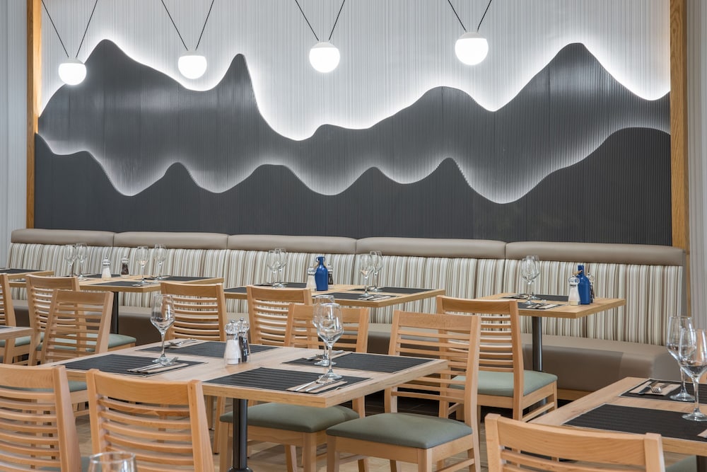 Elba Sara Beach & Golf Resort — Restaurant & bars in Costa de Antigua, Canary Islands