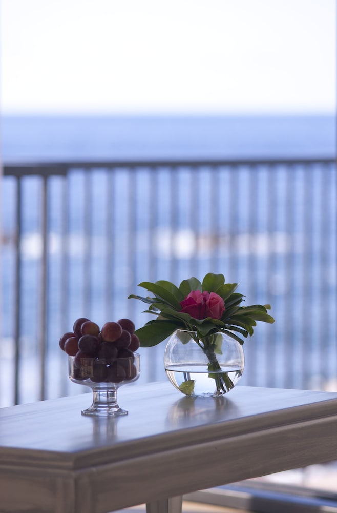 Estalagem do Mar — Hotel rooms in São Vicente, Madeira