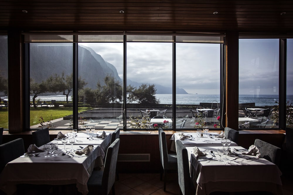 Estalagem do Mar — Restaurant & bars in São Vicente, Madeira