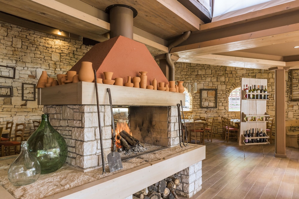 Apartments Stella Plava Laguna — Restaurant & bars in Umag, Istria