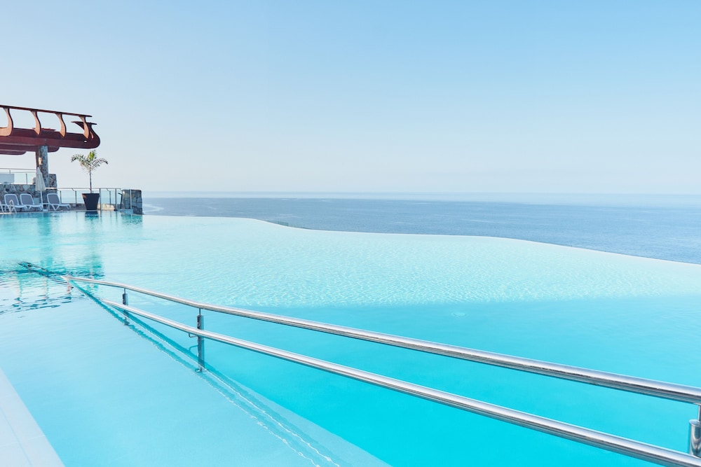 Gloria Palace Amadores Thalasso & Hotel — Swimming pool in Puerto Rico, Canary Islands