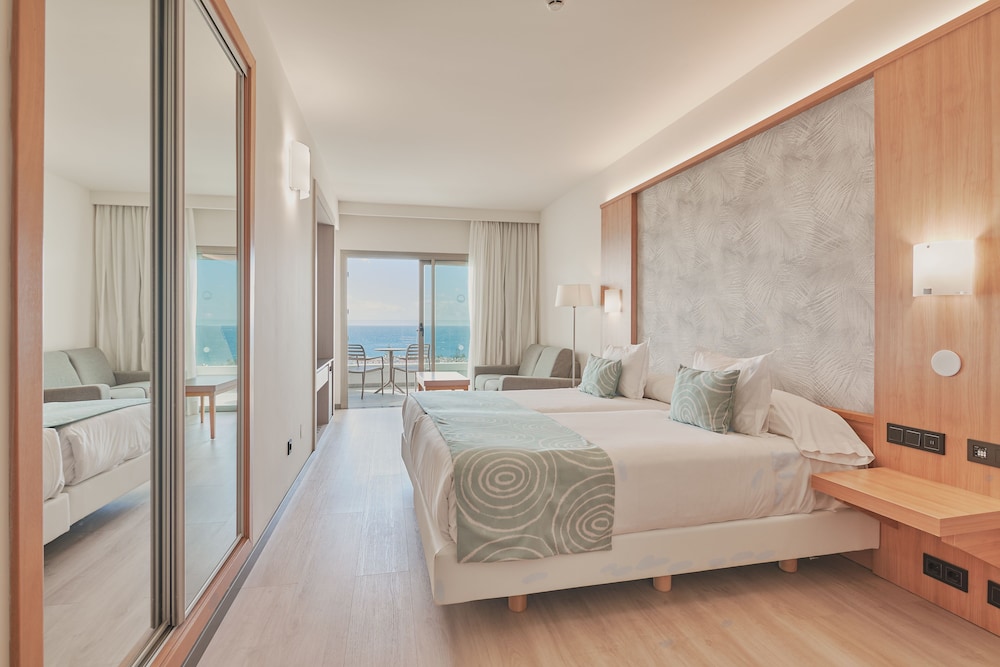 Gloria Palace San Agustin Thalasso & Hotel — Hotel rooms in San Agustin, Canary Islands