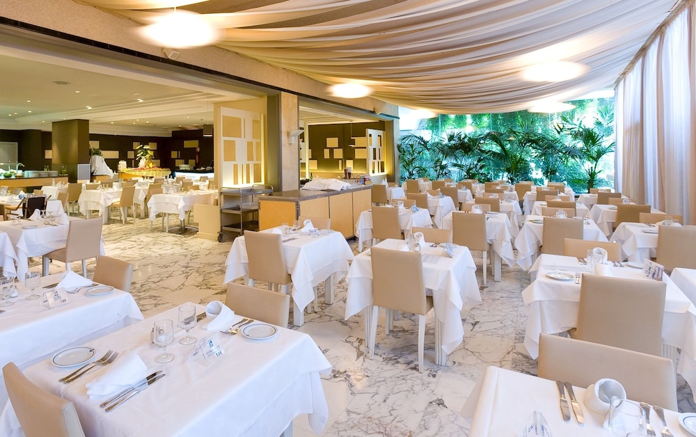 Gloria Palace San Agustin Thalasso & Hotel — Restaurant & bars in San Agustin, Canary Islands