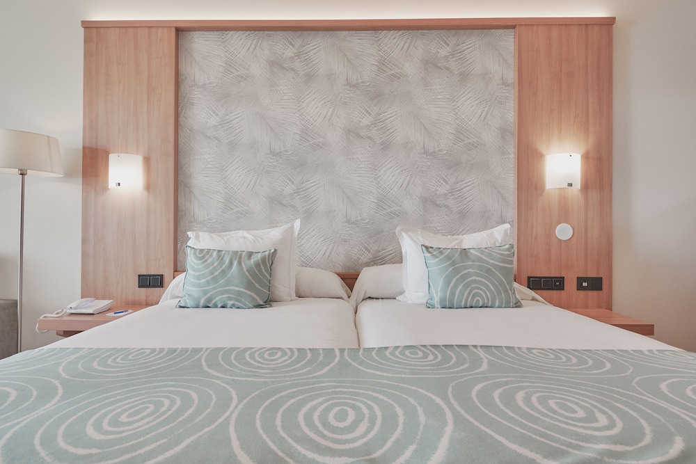 Gloria Palace San Agustin Thalasso & Hotel — Hotel rooms in San Agustin, Canary Islands