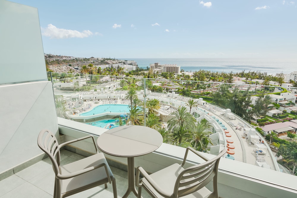 Gloria Palace San Agustin Thalasso & Hotel — Hotel rooms in San Agustin, Canary Islands