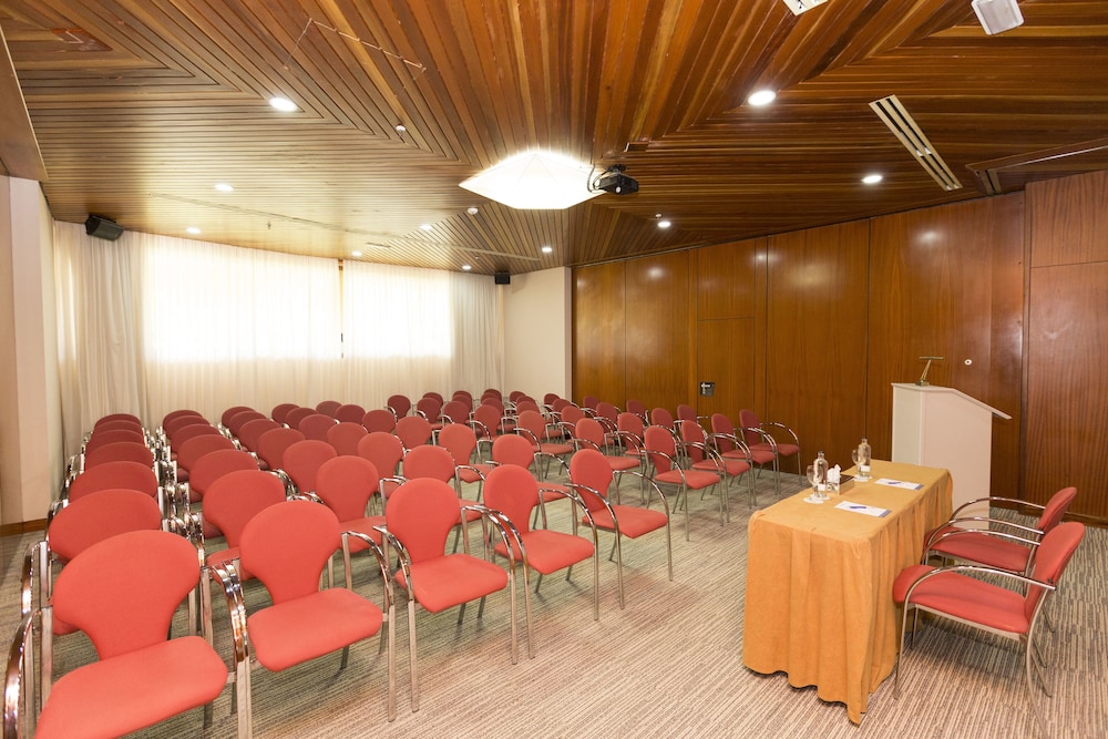 Gloria Palace San Agustin Thalasso & Hotel — Hotel building in San Agustin, Canary Islands