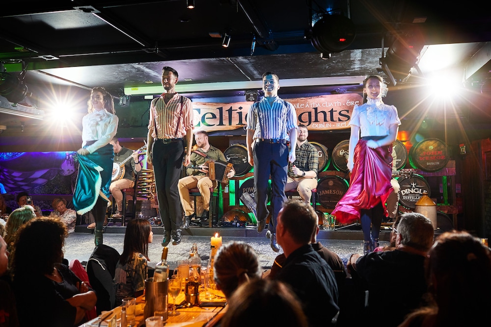 Arlington Hotel O'Connell Bridge — Restaurant & bars in Dublin, Dublin City