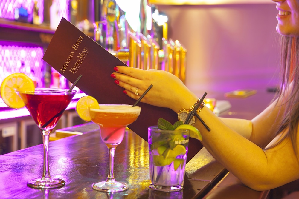 Arlington Hotel O'Connell Bridge — Restaurant & bars in Dublin, Dublin City