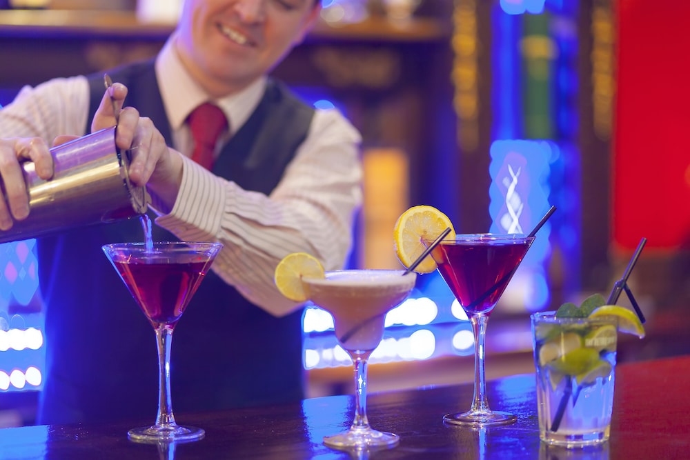 Arlington Hotel O'Connell Bridge — Restaurant & bars in Dublin, Dublin City