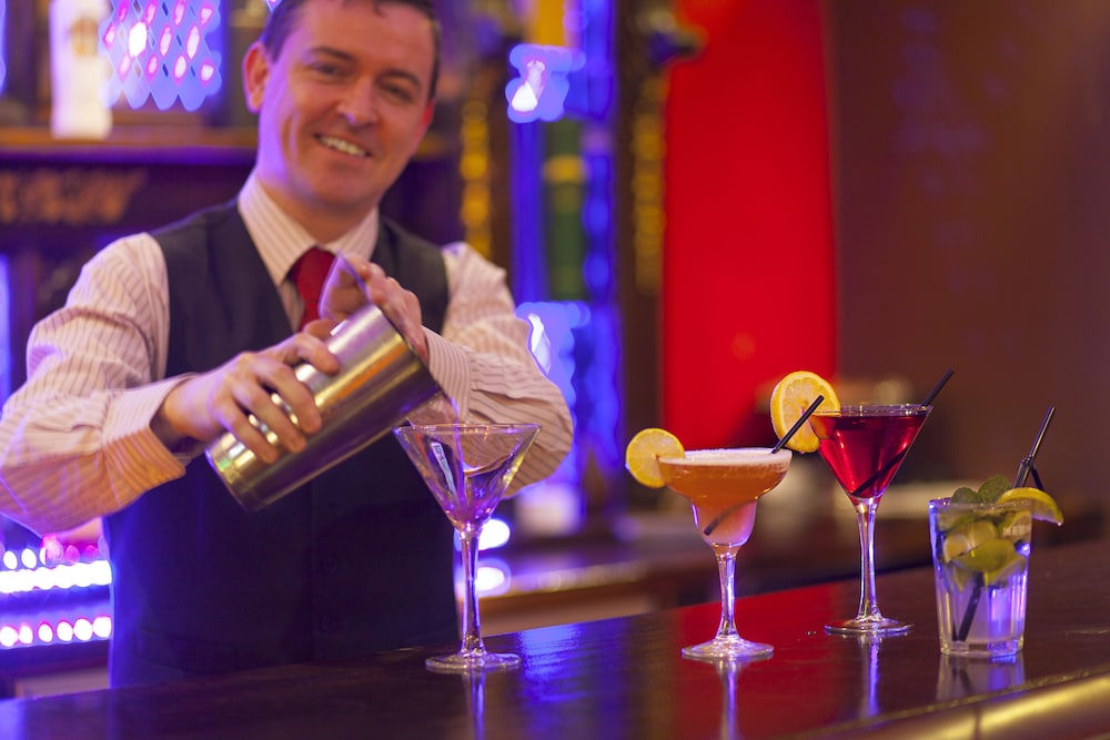 Arlington Hotel O'Connell Bridge — Restaurant & bars in Dublin, Dublin City