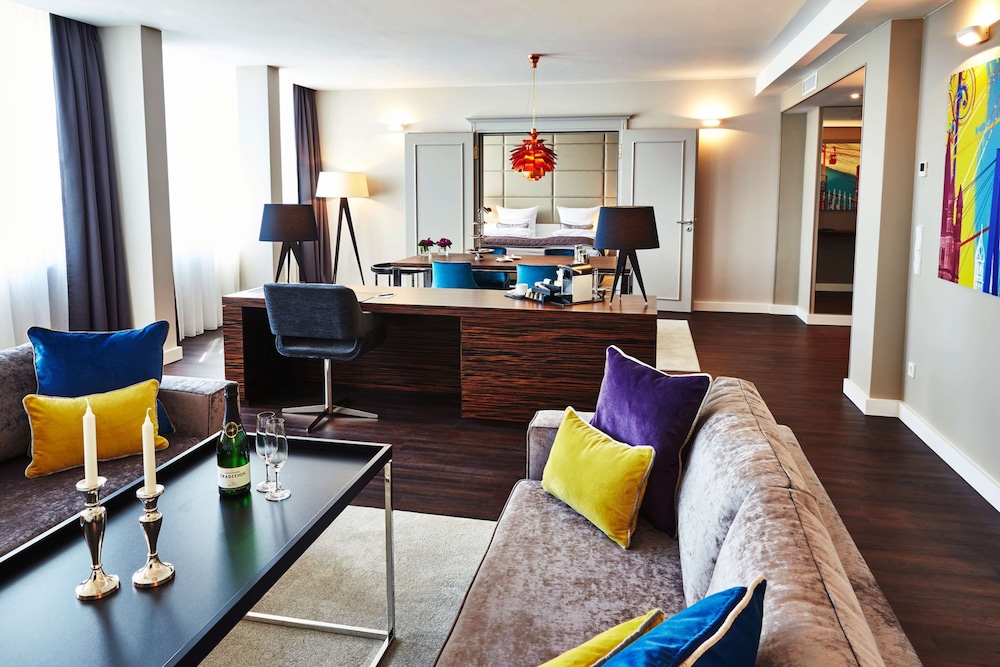Steigenberger Hotel Köln — Hotel rooms in Cologne, North Rhine-Westphalia
