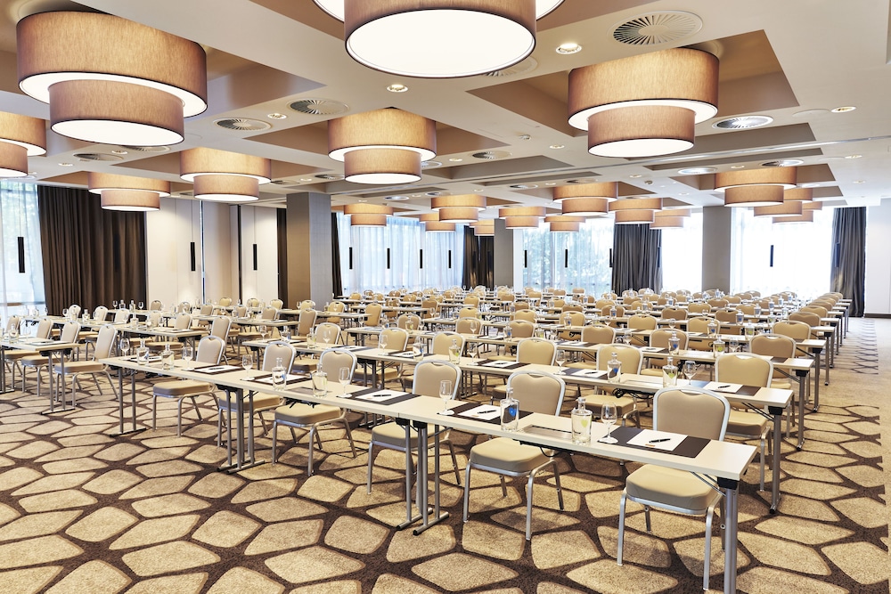 Steigenberger Hotel Köln — Restaurant & bars in Cologne, North Rhine-Westphalia