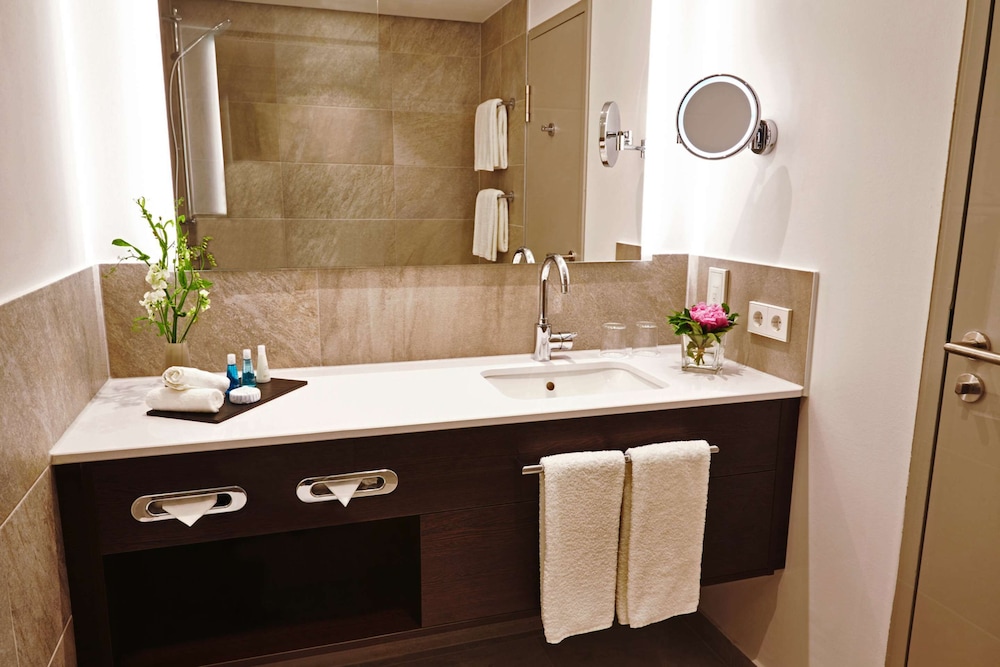 Steigenberger Hotel Köln — Hotel rooms in Cologne, North Rhine-Westphalia