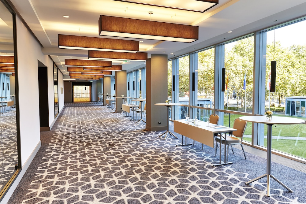 Steigenberger Hotel Köln — Restaurant & bars in Cologne, North Rhine-Westphalia