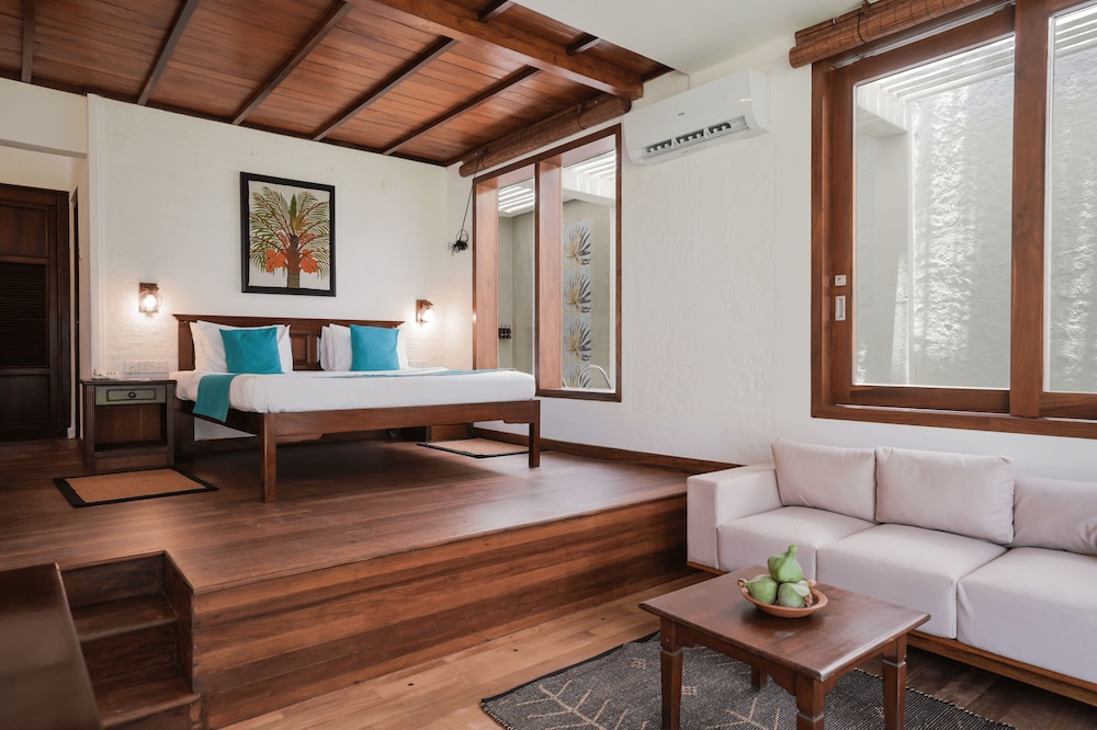 Hibiscus Beach Hotel And Villas — Hotel rooms in Wadduwa