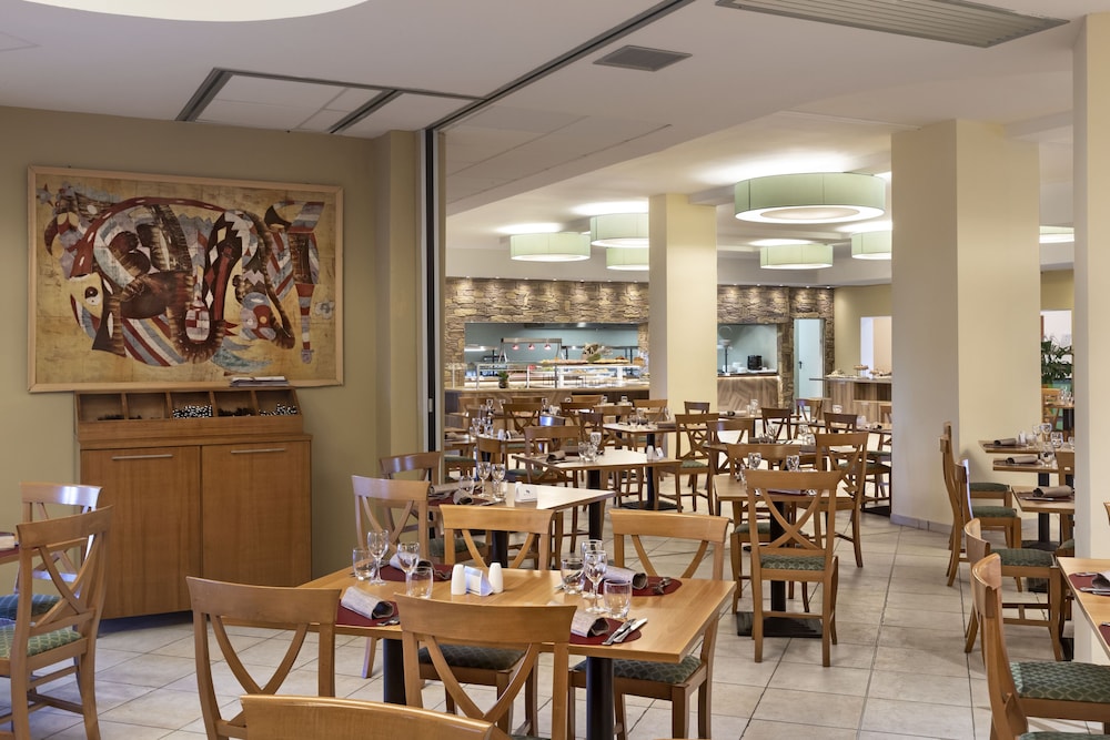 Blu Hotel Morisco — Restaurant & bars in Arzachena, Sardinia