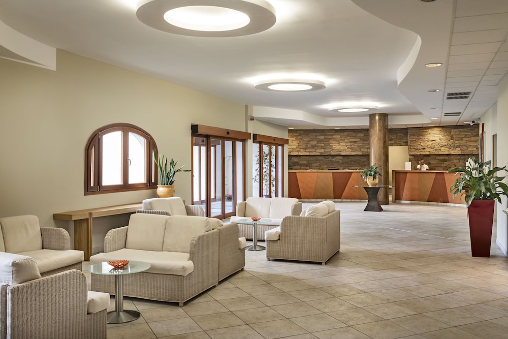 Blu Hotel Morisco — Hotel building in Arzachena, Sardinia