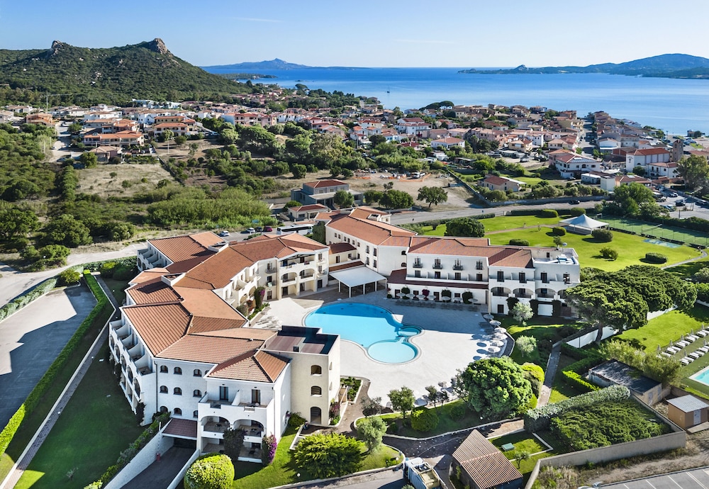Blu Hotel Morisco — Hotel building in Arzachena, Sardinia