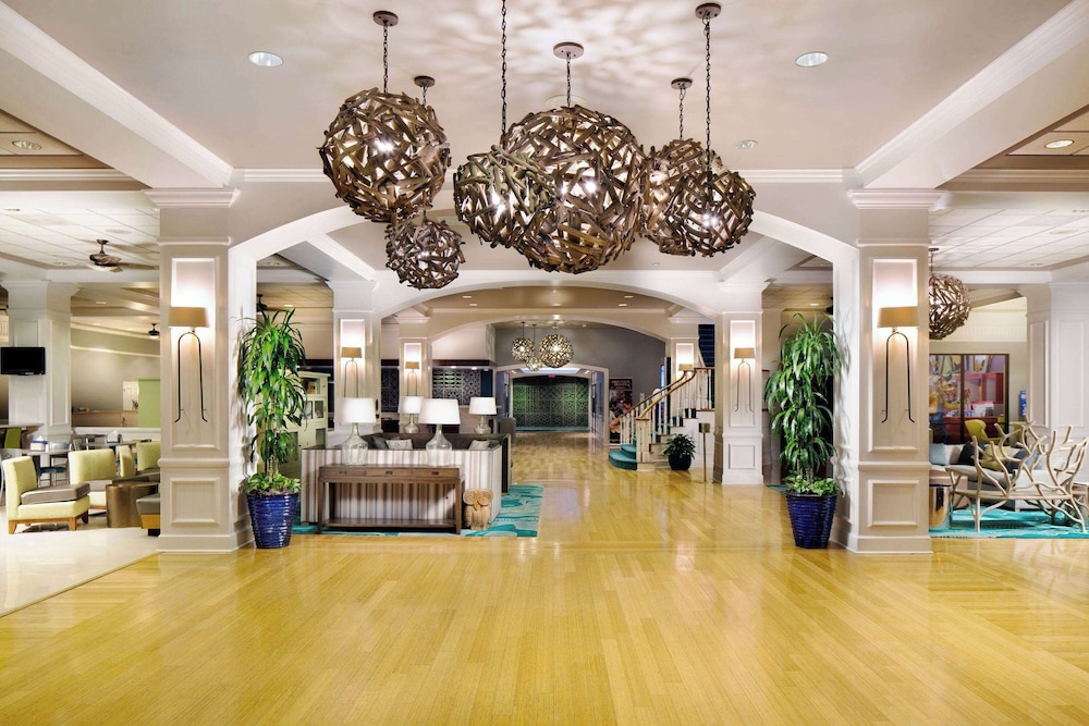 Wyndham Garden Lake Buena Vista – Disney Springs® Area — Hotel building in Lake Buena Vista, Florida