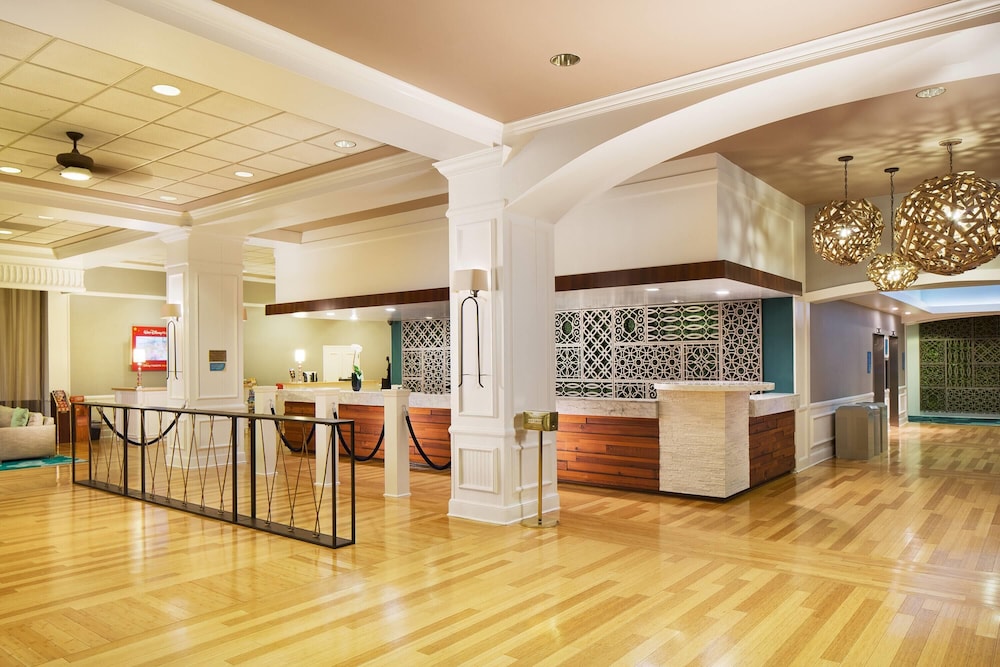 Wyndham Garden Lake Buena Vista – Disney Springs® Area — Hotel building in Lake Buena Vista, Florida