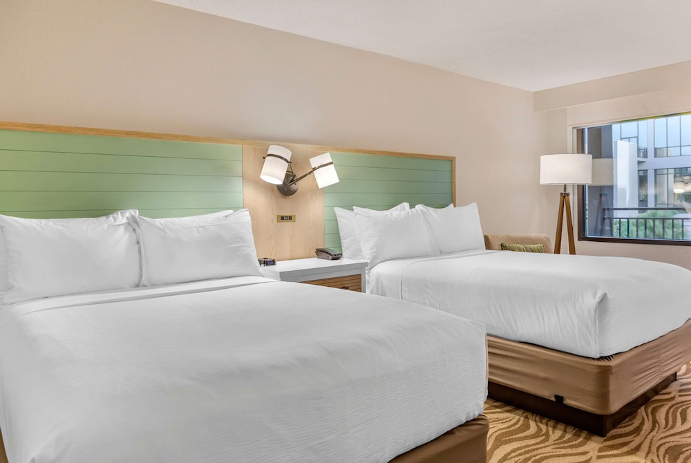 Wyndham Garden Lake Buena Vista – Disney Springs® Area — Hotel rooms in Lake Buena Vista, Florida