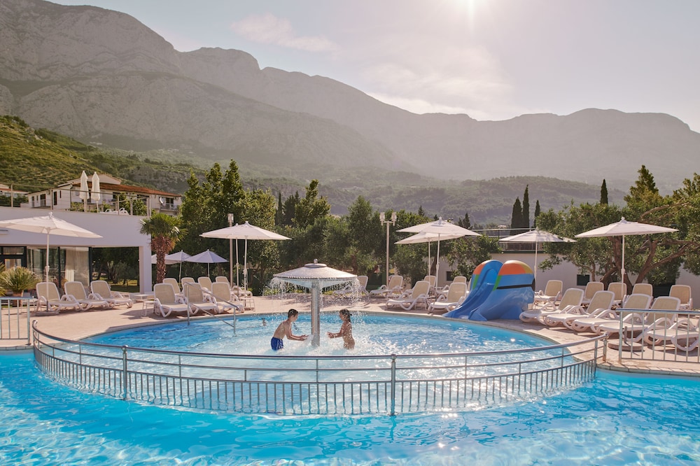 Bluesun Hotel Neptun — Attractions for children in Tucepi, Split-Dalmatia