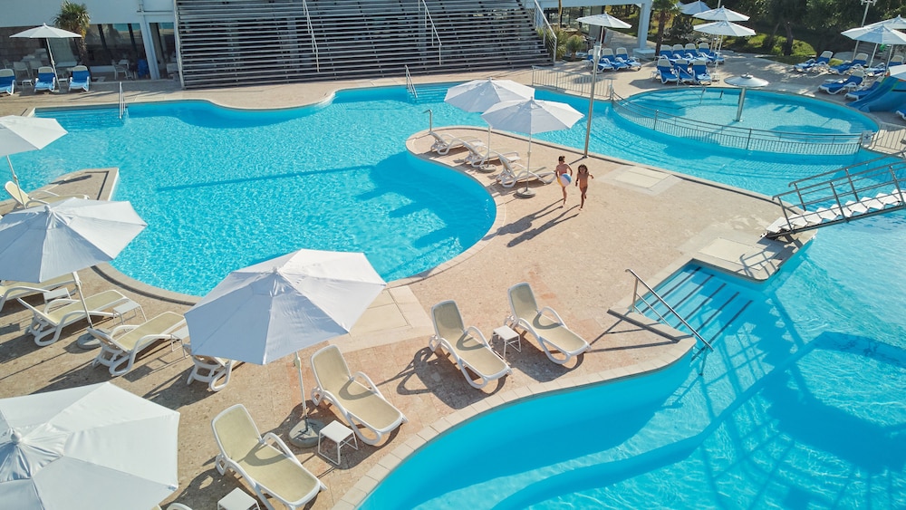 Bluesun Hotel Neptun — Swimming pool in Tucepi, Split-Dalmatia