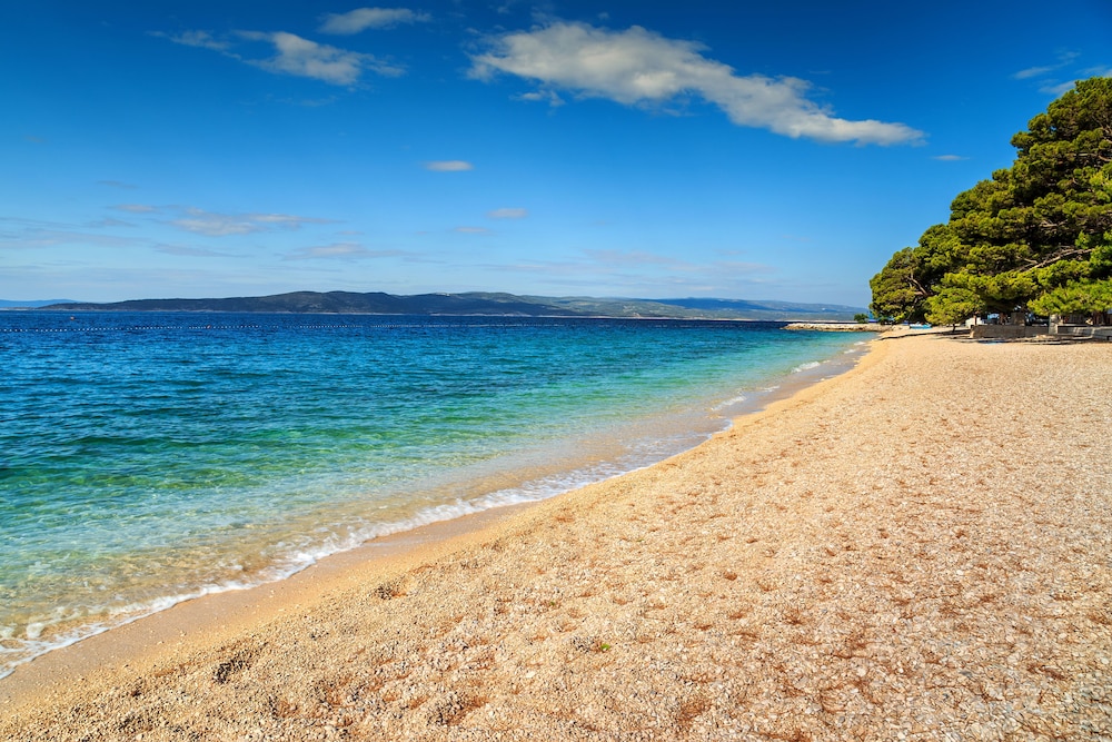 Bluesun Hotel Soline — Beach in Brela, Split-Dalmatia
