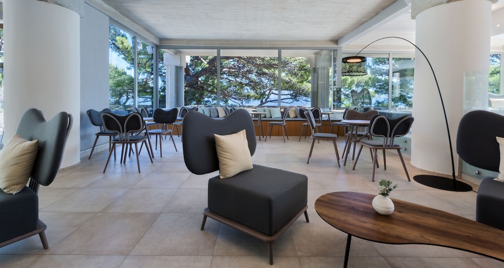 Bluesun Hotel Soline — Restaurant & bars in Brela, Split-Dalmatia