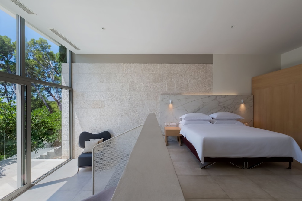 Bluesun Hotel Soline — Hotel rooms in Brela, Split-Dalmatia