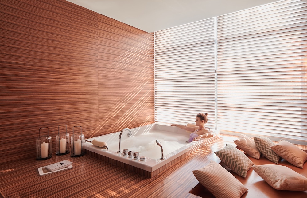 Bluesun Hotel Soline — Hotel rooms in Brela, Split-Dalmatia