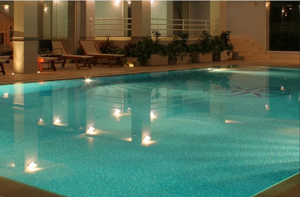 Le Sultan — Swimming pool in Hammamet, Nabeul